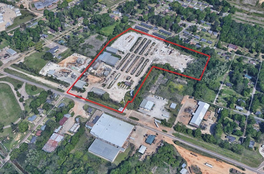 141 Yandell Rd, Canton, MS 39046