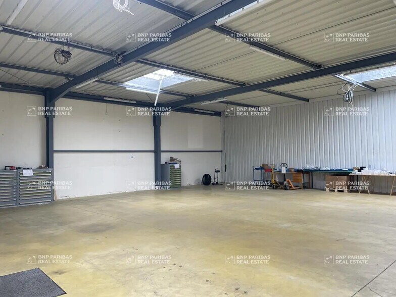 Flex in Fleury-les-Aubrais for sale - Interior Photo - Image 3 of 7