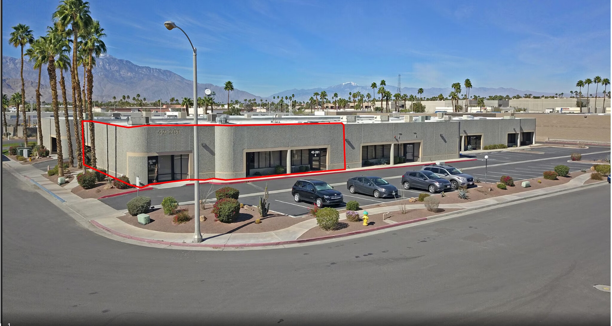 42201 Beacon Hl, Palm Desert, CA for lease Primary Photo- Image 1 of 3