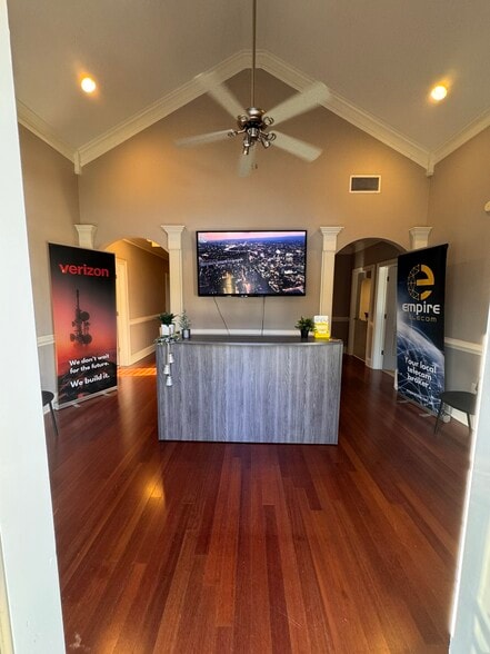 4720 Peachtree Industrial Blvd, Norcross, GA for lease - Building Photo - Image 3 of 14