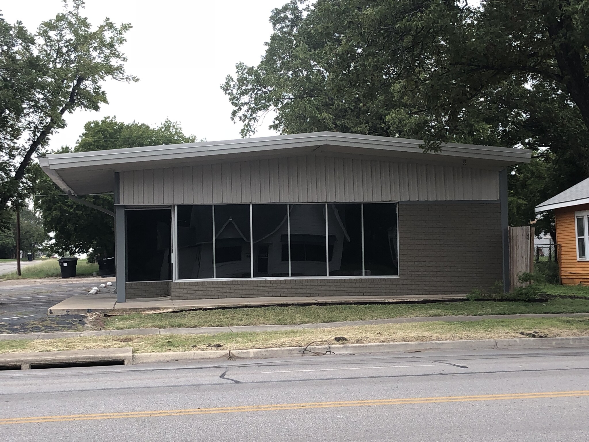 118 S 25th St, Temple, TX for sale Building Photo- Image 1 of 2