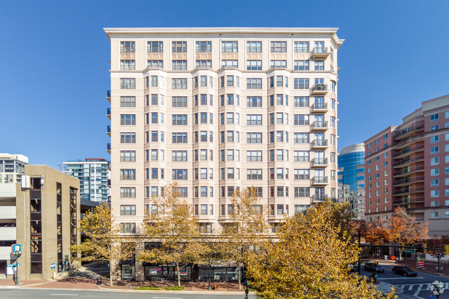 7710 Woodmont Ave, Bethesda, MD for lease - Building Photo - Image 2 of 4