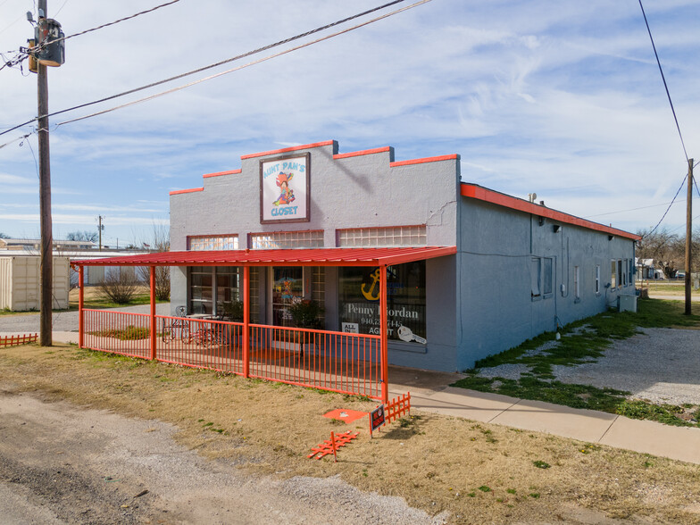 315 N Bridge St, Henrietta, TX 76365 - 315 N Bridge St | LoopNet