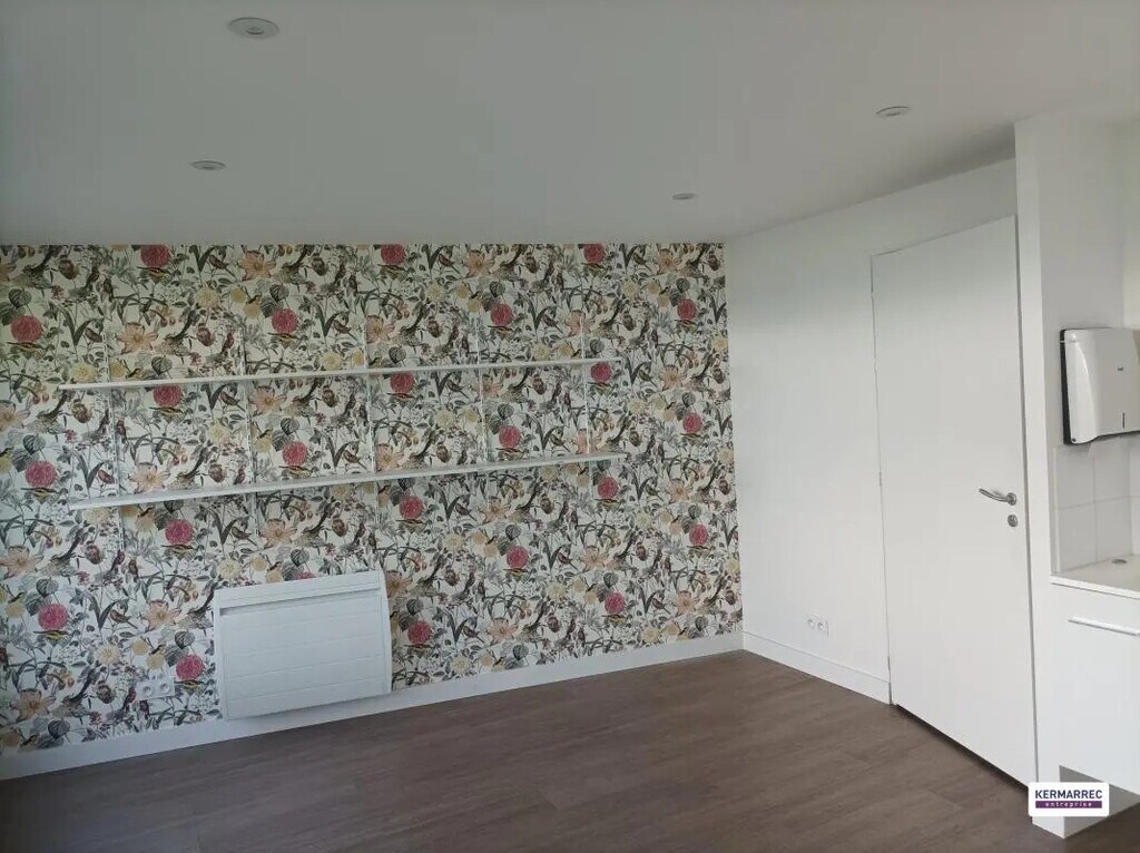 Location Bureaux 94 m² - Photo 1