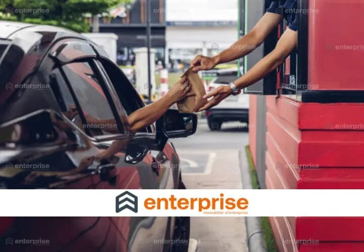 Retail in Longuenesse for lease Building Photo- Image 1 of 2