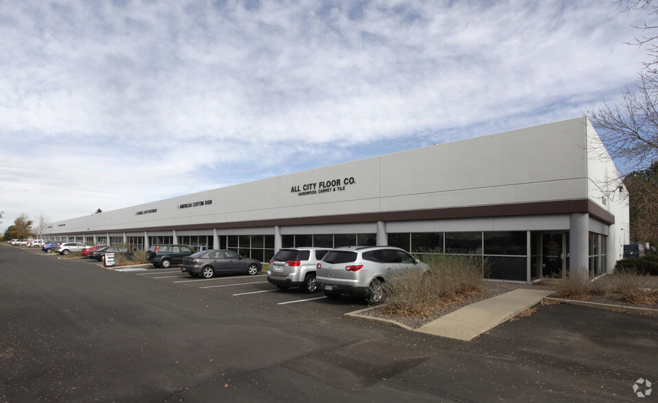 10500 E 54th Ave, Denver, CO for lease - Building Photo - Image 3 of 14