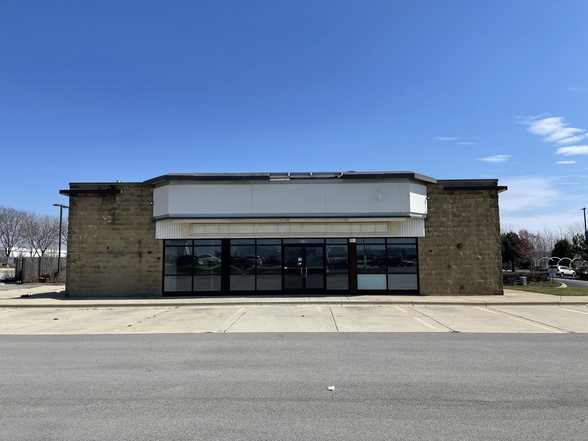 679 Weber Rd, Romeoville, IL for lease Building Photo- Image 1 of 5