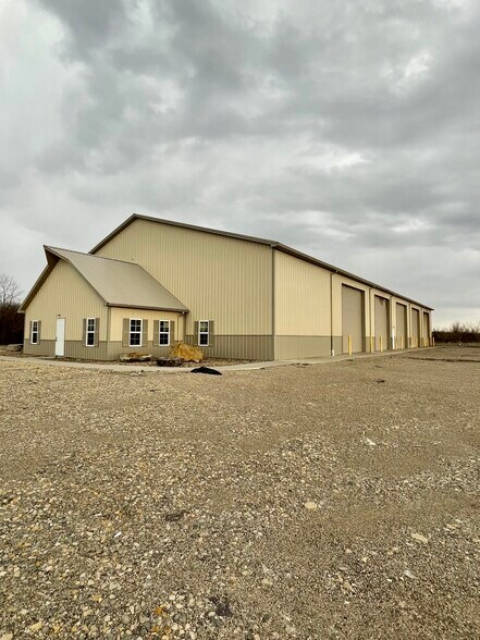 43005 Lude Rd, Belmont, OH for lease - Building Photo - Image 1 of 16