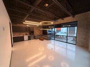 6286 203 St, Langley, BC for lease Interior Photo- Image 2 of 8