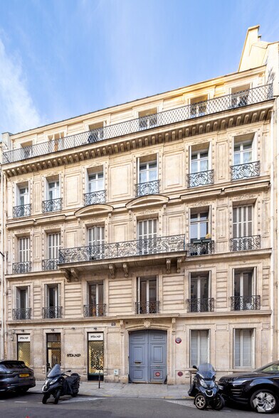 19 Rue De Marignan, Paris for lease - Primary Photo - Image 1 of 4