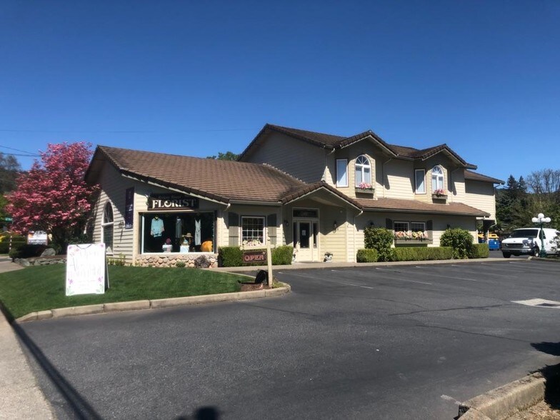 789 NE 7th St, Grants Pass, OR for sale - Building Photo - Image 1 of 1