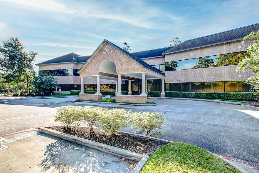 4840 W Panther Creek Dr, The Woodlands, TX for lease - Building Photo - Image 2 of 12