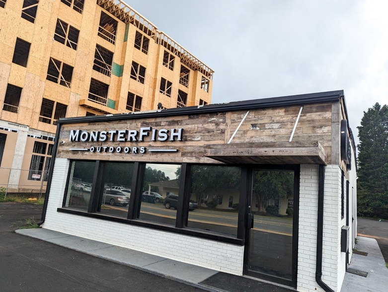 19829 S Main St, Cornelius, NC for sale - Building Photo - Image 1 of 5