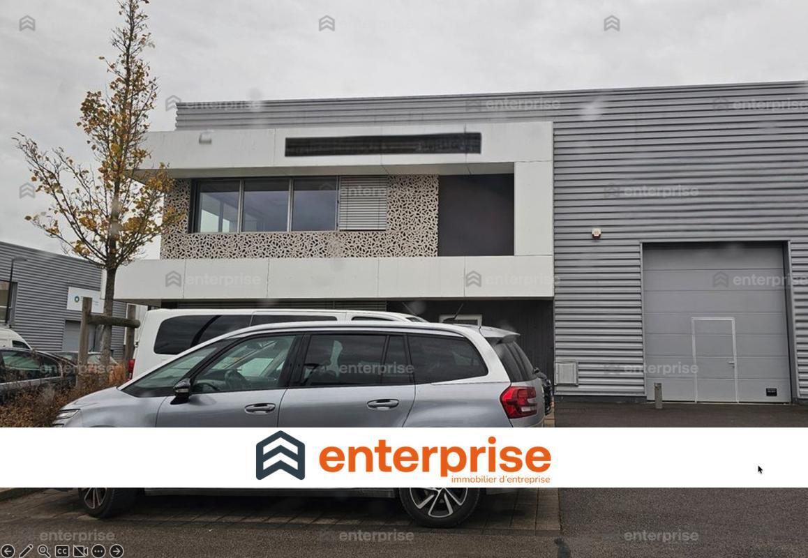 Industrial in Marcq-en-Baroeul for lease Building Photo- Image 1 of 9