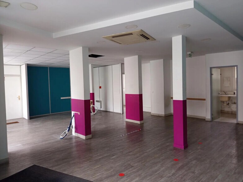 123 Avenue Du Général Leclerc, Bourg-la-Reine for sale - Interior Photo - Image 1 of 6