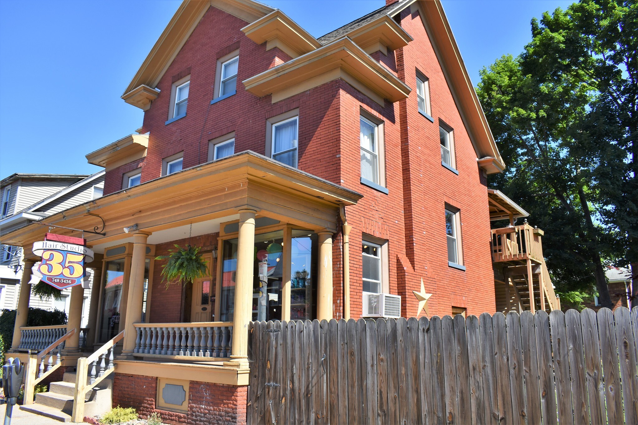 347 E Main St, Lock Haven, PA for sale Primary Photo- Image 1 of 1