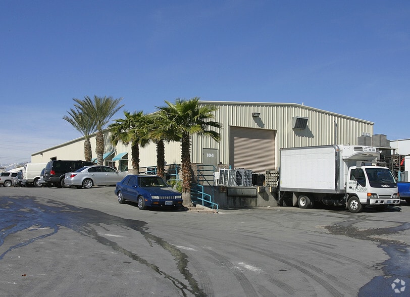 104 W Mayflower Ave, North Las Vegas, NV for sale - Building Photo - Image 3 of 4
