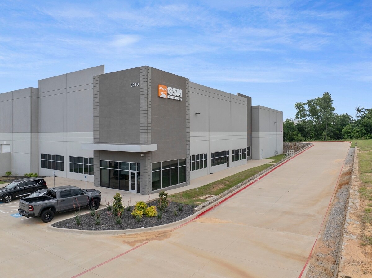 5250 Frye Rd, Irving, TX for sale Primary Photo- Image 1 of 1