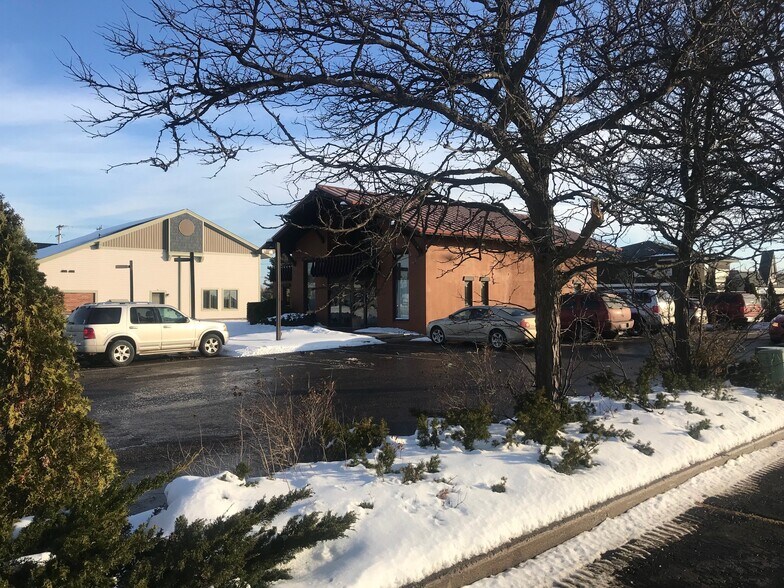 719 W Main St Gaylord Mi 49735 Retail For Lease Loopnet Com
