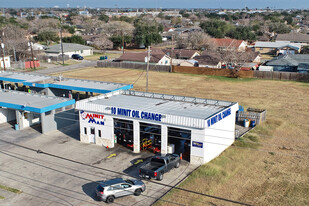 Minit Man Oil Change - NNN Property