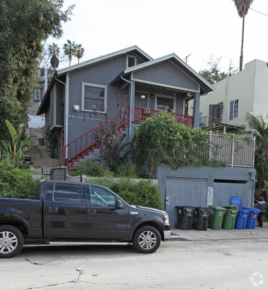 1432 Fairbanks Pl, Los Angeles, CA for sale - Primary Photo - Image 1 of 3