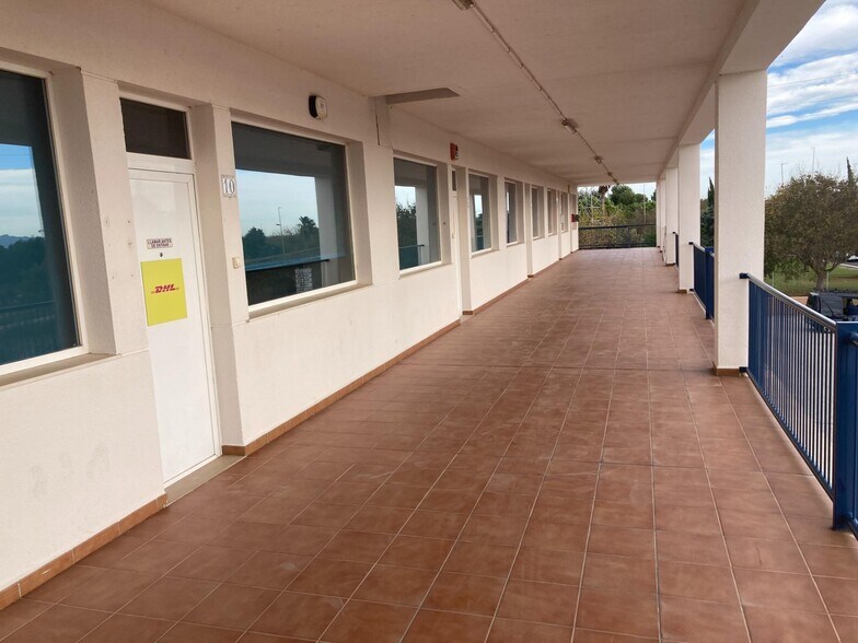 Office in Valencia de Don Juan for lease - Building Photo - Image 3 of 17