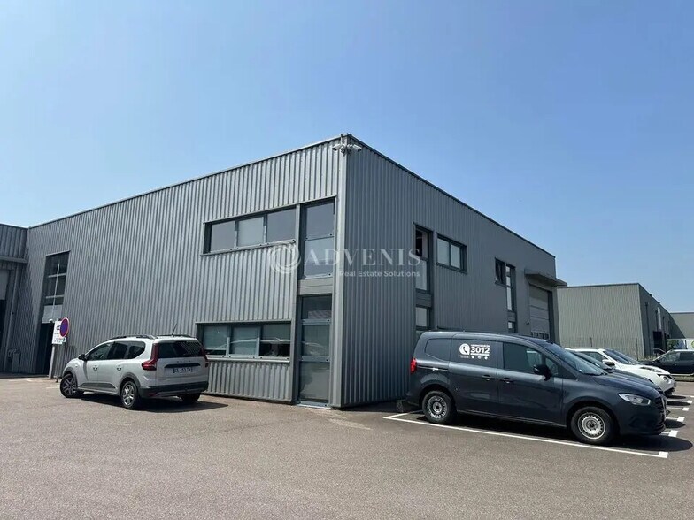 Flex in Norroy-le-Veneur for lease - Building Photo - Image 1 of 9