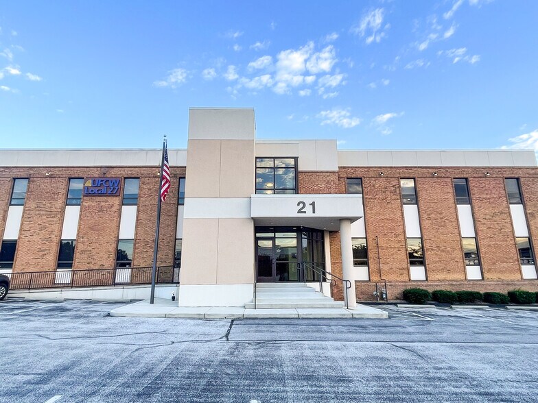 21 West Rd, Towson, MD for lease - Building Photo - Image 1 of 5