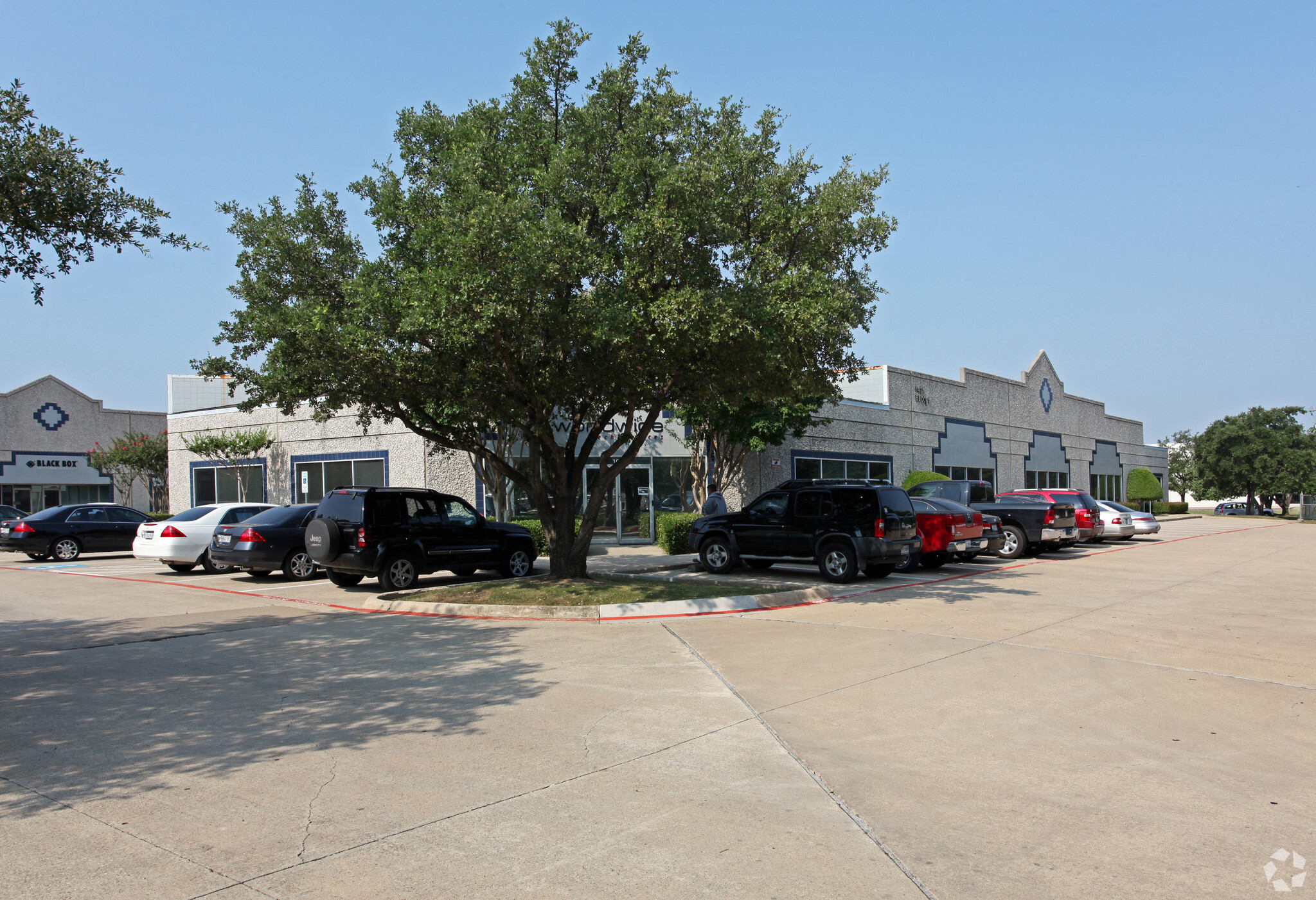 1421 Champion Dr, Carrollton, TX for lease Building Photo- Image 1 of 13