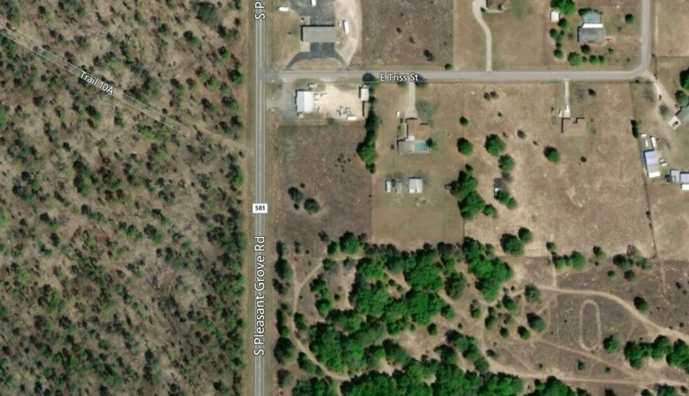 4886 S Pleasant Grove Rd, Inverness, FL 34452