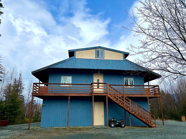 452 New Hart, Haines, AK 99827