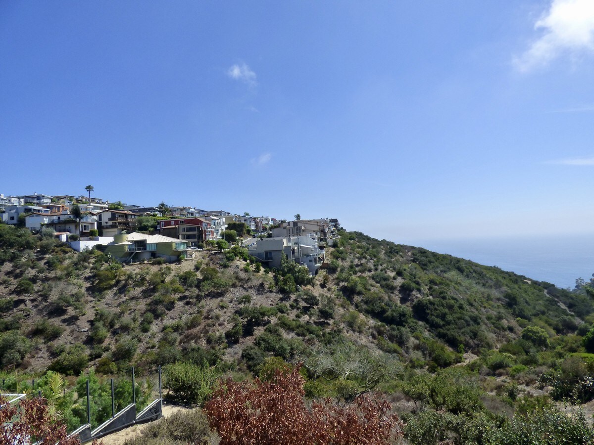 View Photo