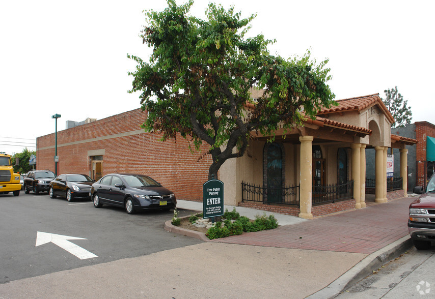 110 E Colorado Blvd, Monrovia, CA for lease - Building Photo - Image 3 of 6