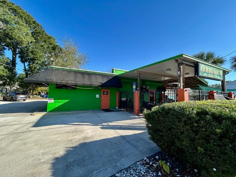 320 S 8th St, Fernandina Beach, FL for lease - Building Photo - Image 1 of 33