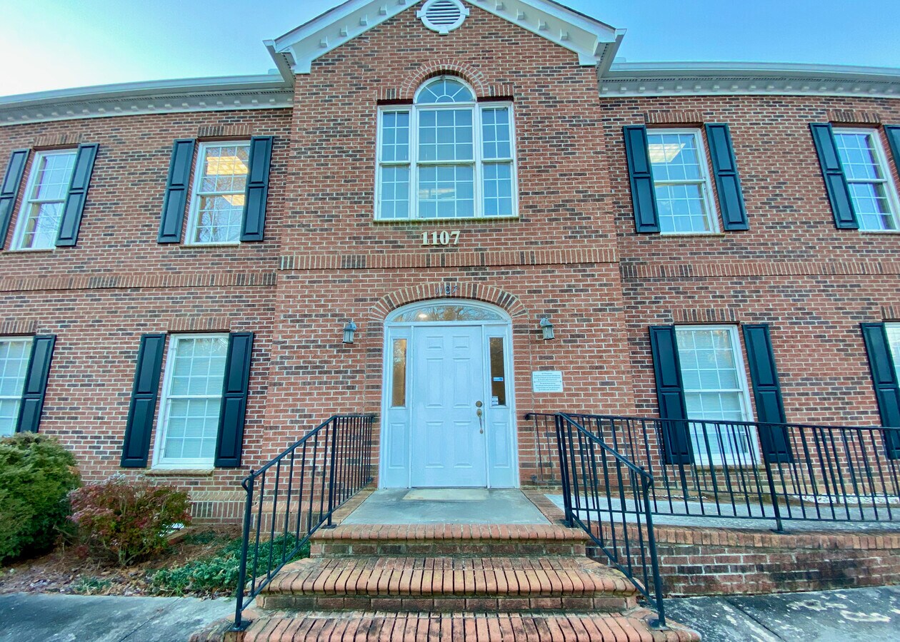 1107 Statesville Blvd, Salisbury, NC 28144