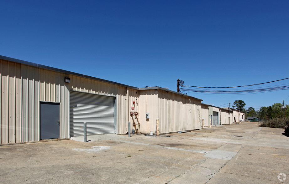 3436-3544 Main St, Moss Point, MS for lease - Building Photo - Image 3 of 28