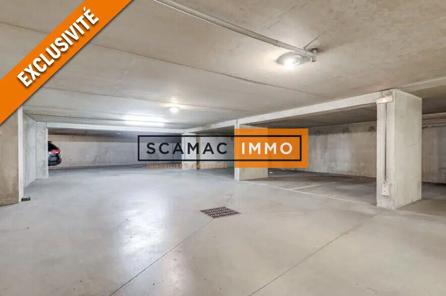 Industrial in Champigny-sur-Marne for lease - Building Photo - Image 2 of 5