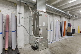 415 S 7th St, Lincoln, NE for sale Interior Photo- Image 2 of 8