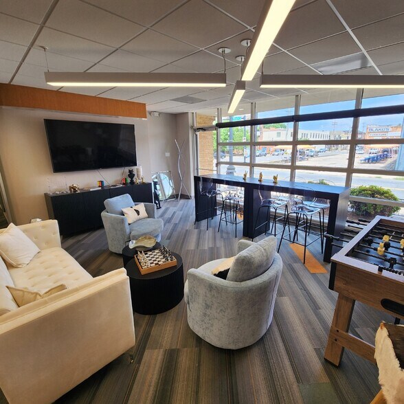 321 N Maple St, North Little Rock, AR for lease - Interior Photo - Image 3 of 11