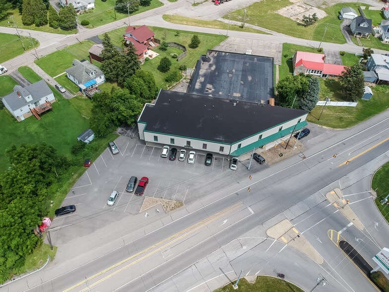 1429 New Butler Rd, New Castle, PA for lease - Building Photo - Image 2 of 24