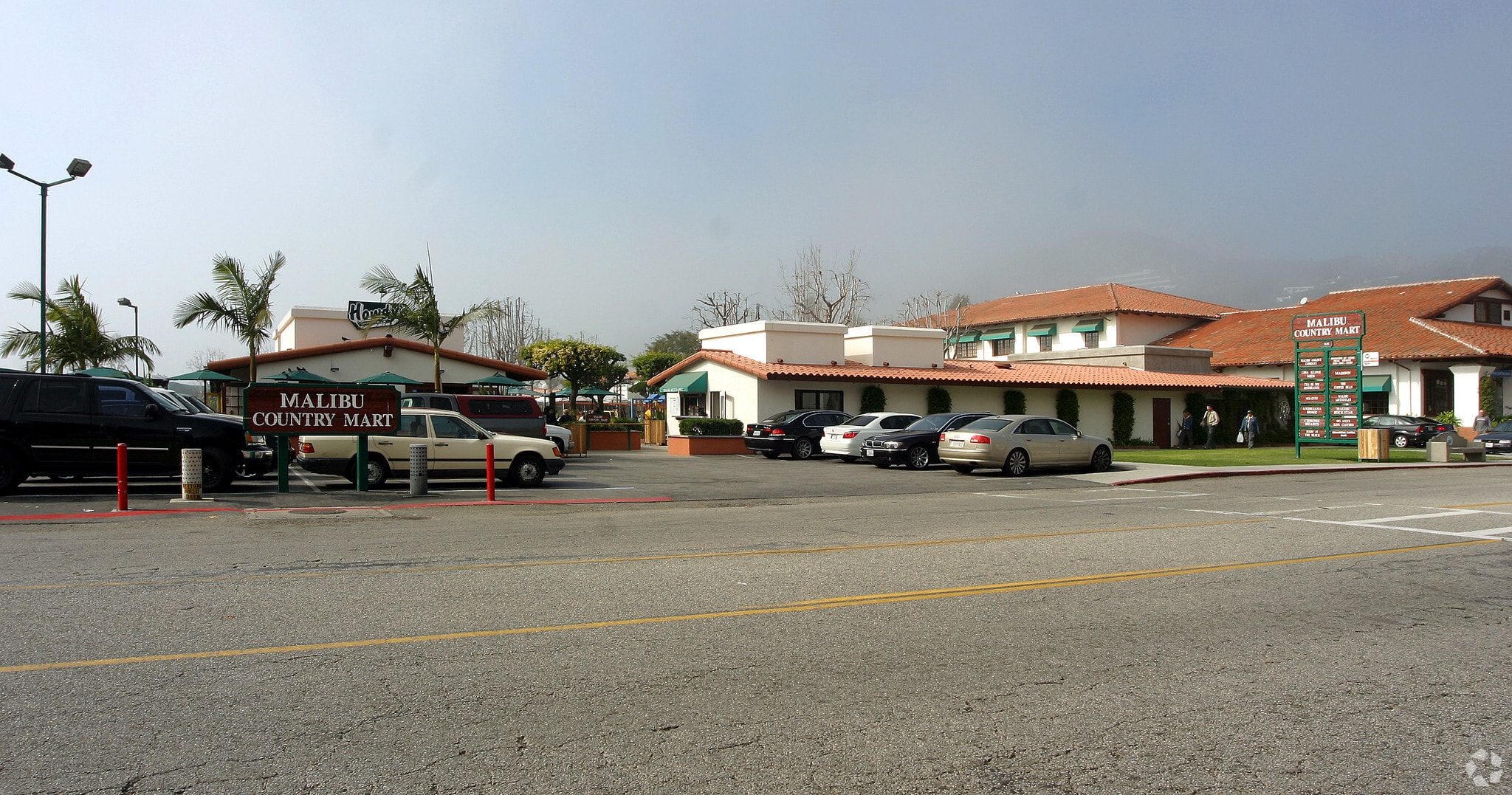 3835 Cross Creek Rd, Malibu, CA 90265 Malibu Country Mart I