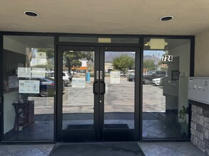 724 E Huntington Dr, Monrovia, CA for lease Building Photo- Image 2 of 25