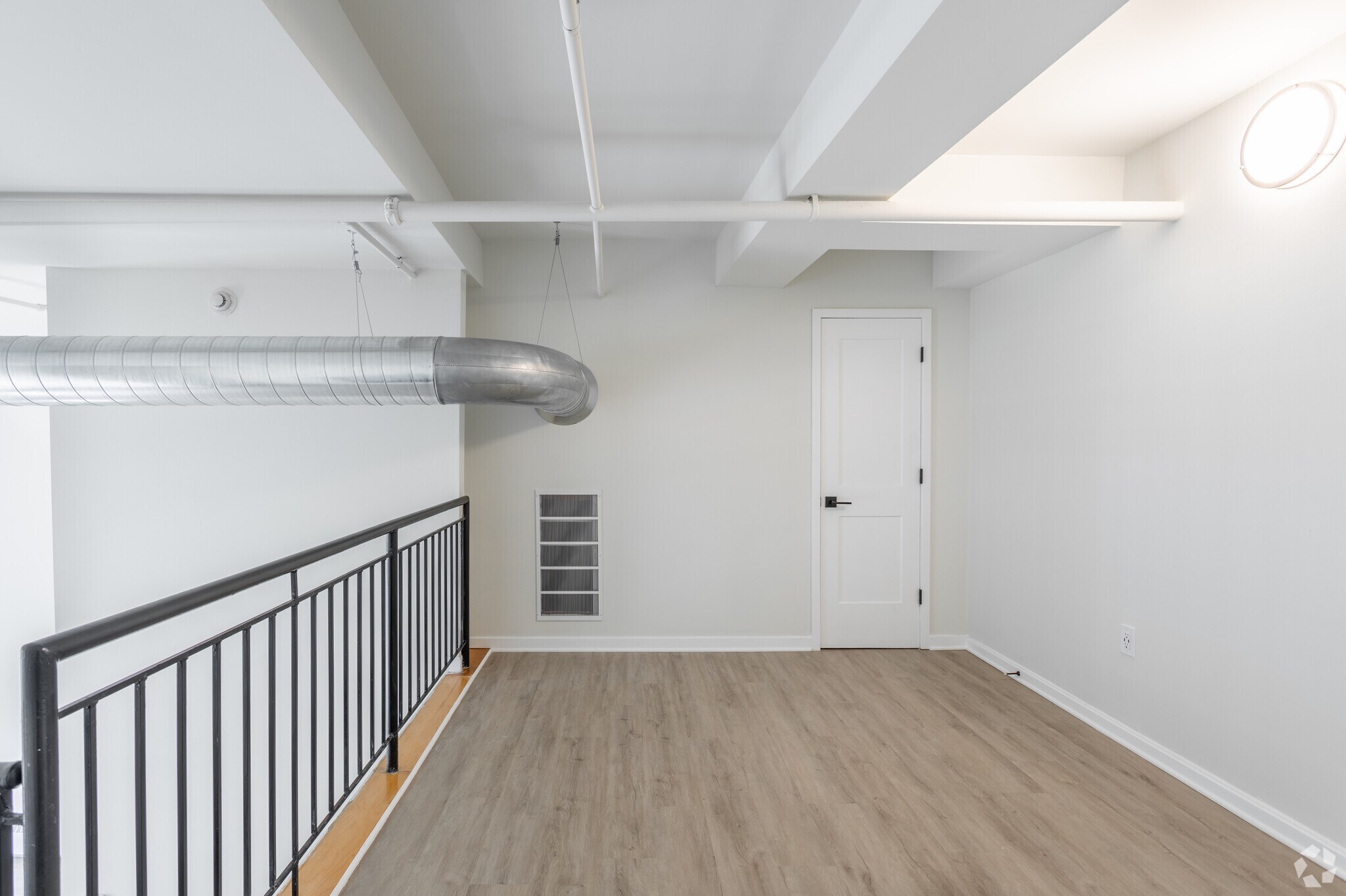 57 Cannon St, Poughkeepsie, NY 12601 Luckey Platt Apartments