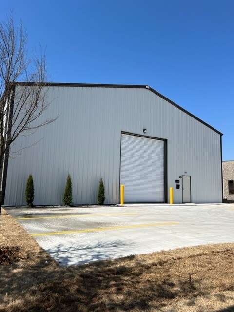 1050 N University Blvd, Norman, OK for sale Primary Photo- Image 1 of 1