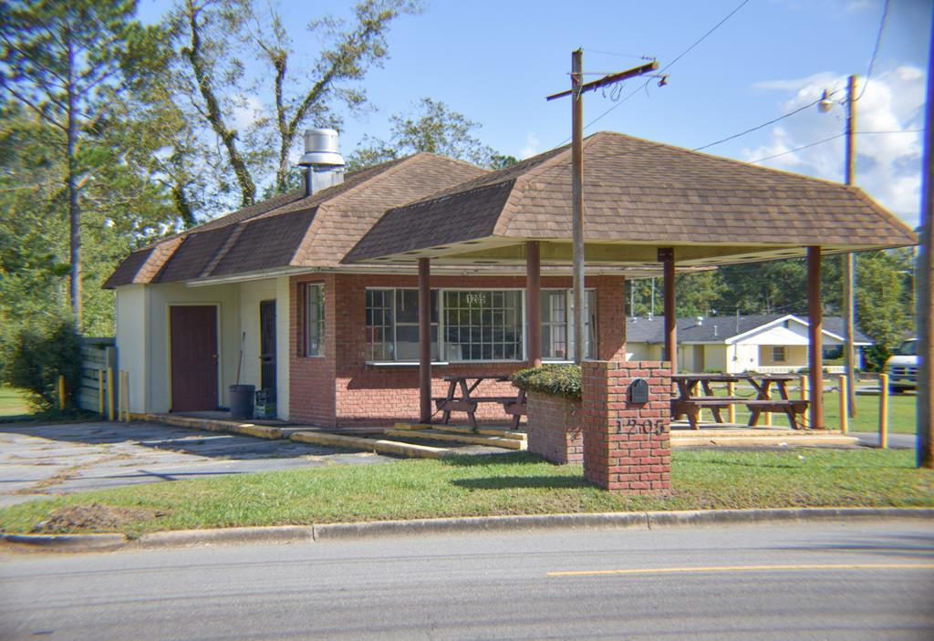 1205 Magnolia St, Thomasville, GA for sale Primary Photo- Image 1 of 1