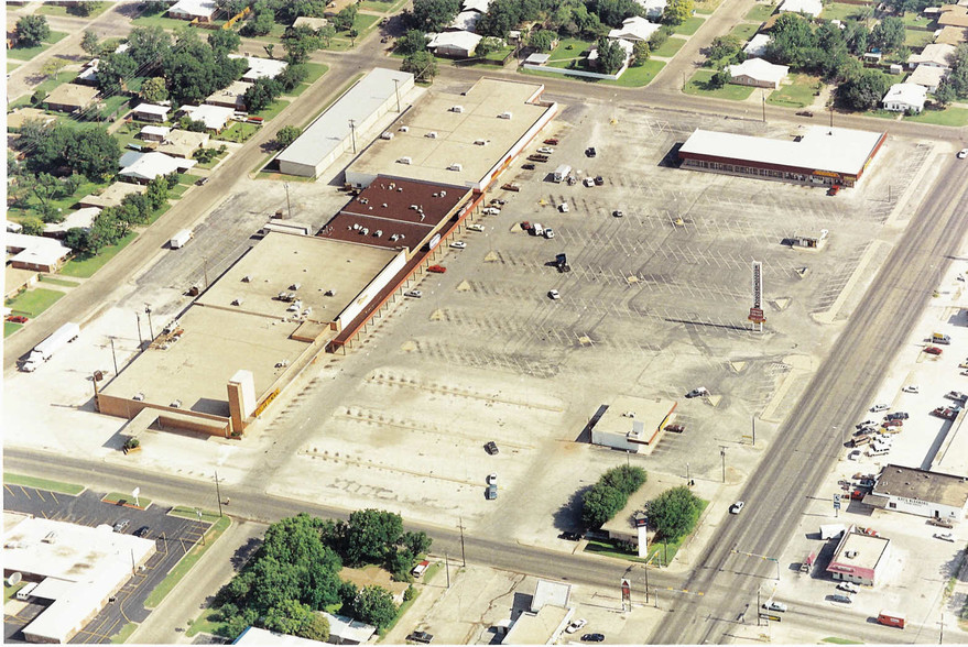 1200 Mockingbird Ln, Abilene, TX for lease - Building Photo - Image 1 of 1