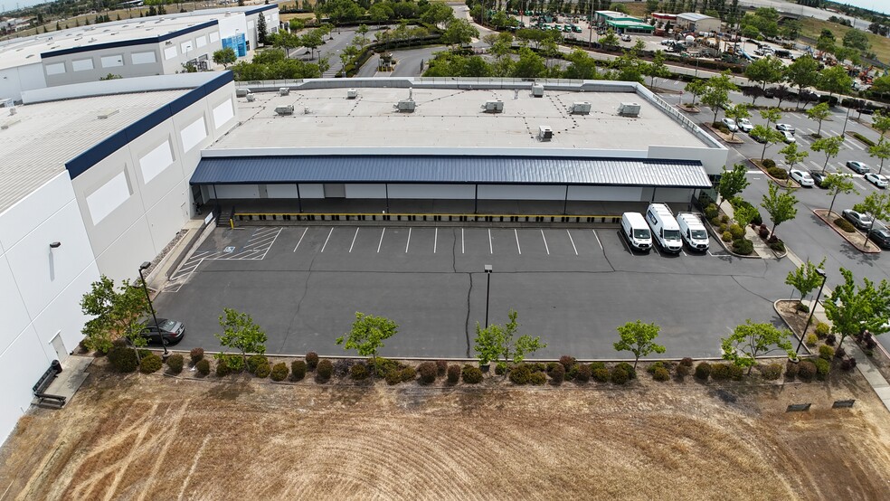 10000 Alantown Dr, Roseville, CA for lease - Building Photo - Image 2 of 12