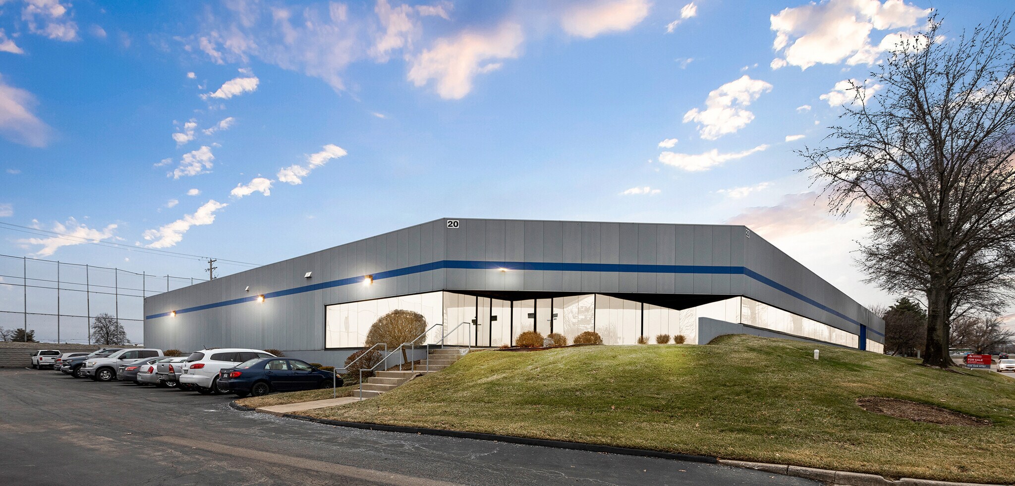 20-28 Point West Blvd, Saint Charles, MO for sale Building Photo- Image 1 of 1