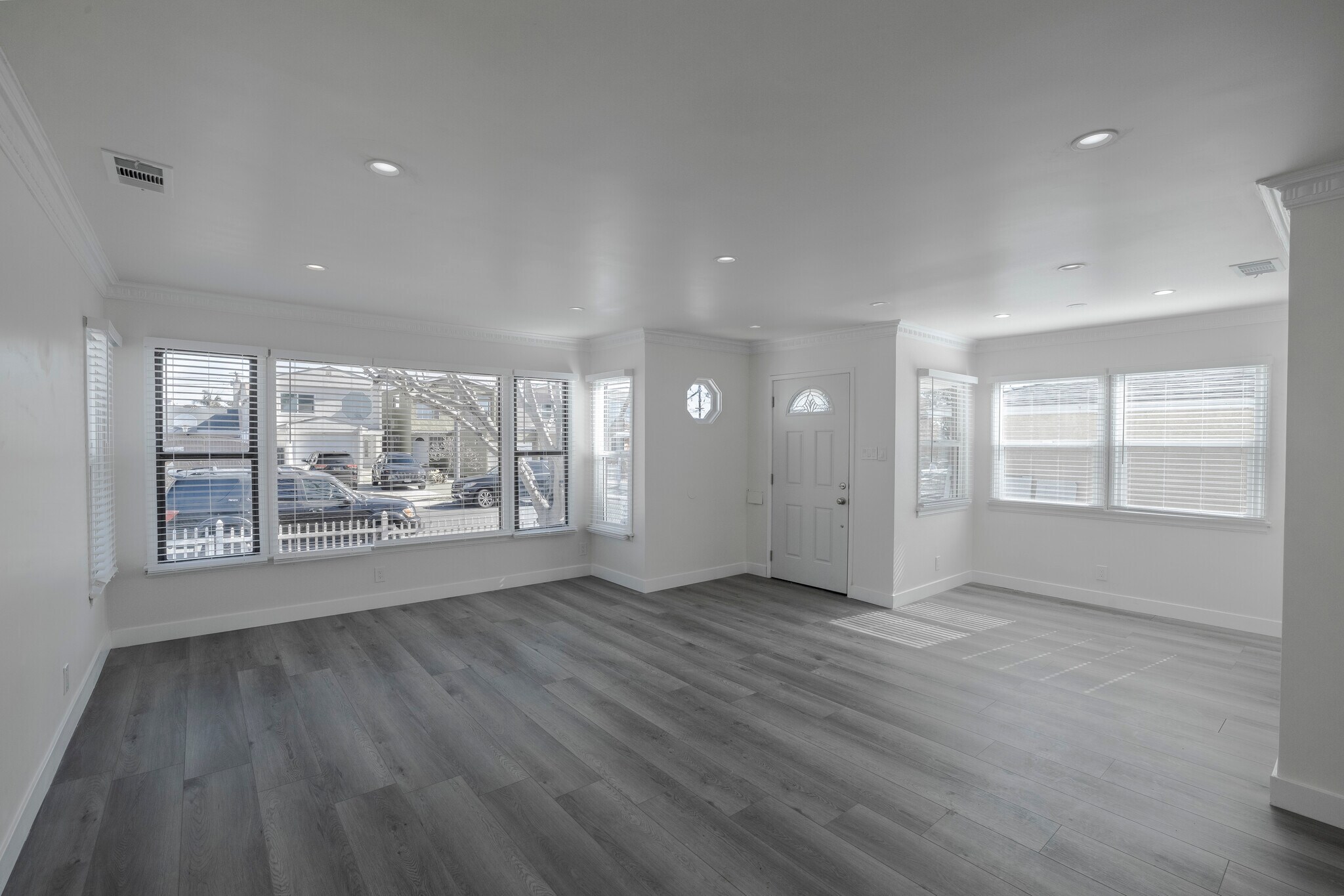 14413 Firmona Ave, Lawndale, CA for sale Primary Photo- Image 1 of 1