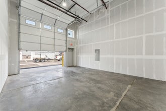 7915 Glen Harbor Blvd, Glendale, AZ for lease Interior Photo- Image 1 of 4